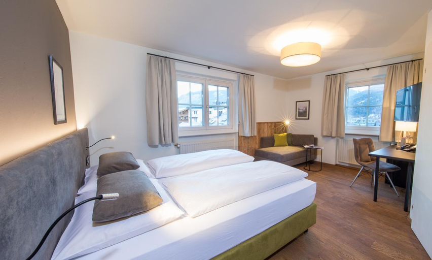 Bedroom 12