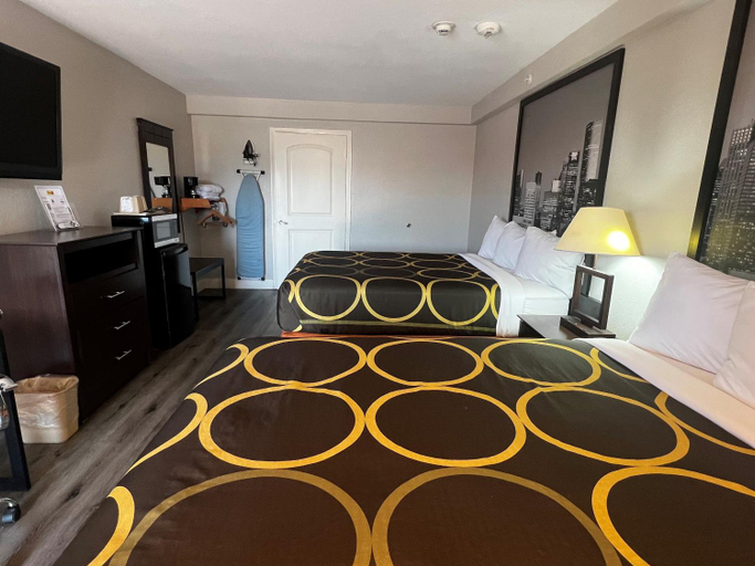 Bedroom 9