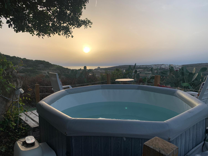 Sport & Beauty, Secco's Seaview Accommodation