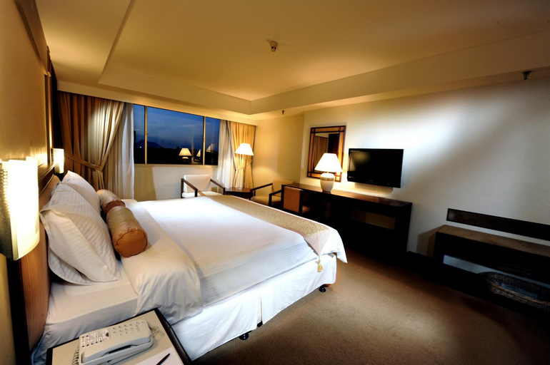 Bedroom 16