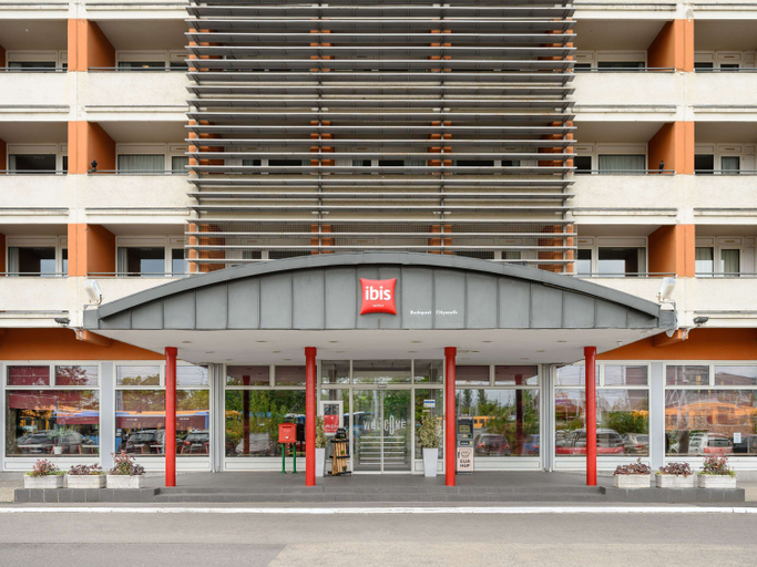 Exterior & Views 2, ibis Budapest Citysouth, Budapesti