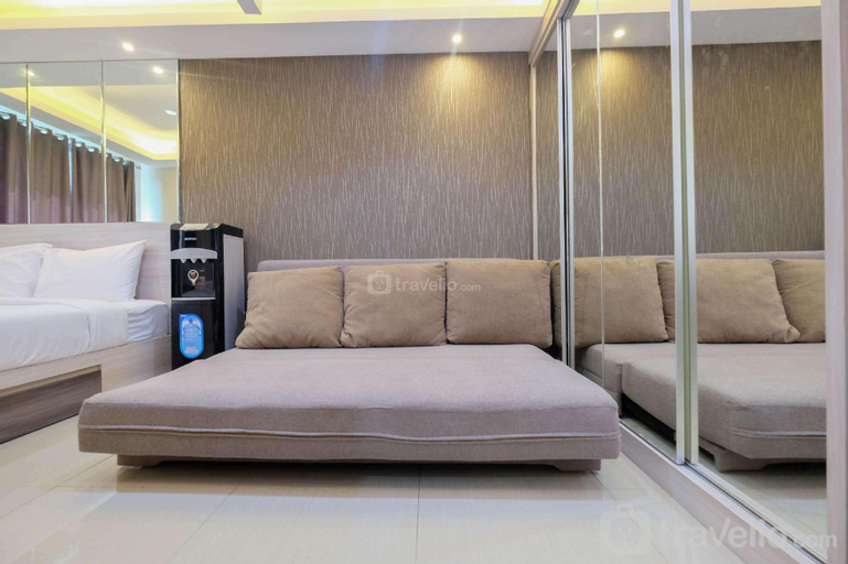 Comfy 1BR Woodland Park Residence By Travelio, South Jakarta