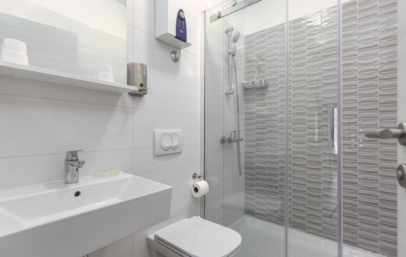 Bathroom 2, Mediterraneo Apartments Mirko, Poreč