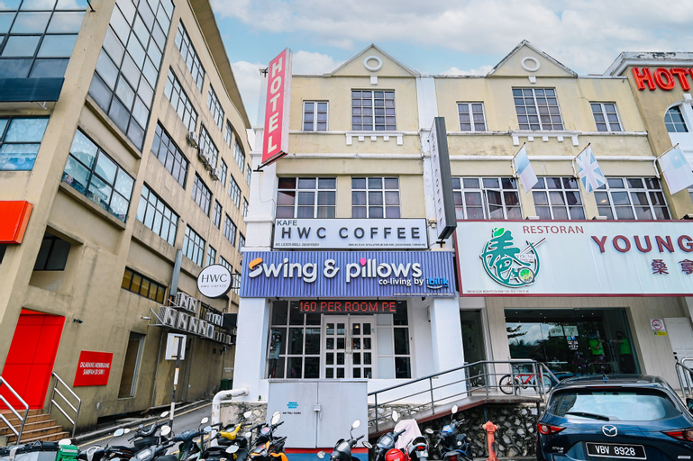 Swing & Pillows @ USJ Taipan, Subang Jaya