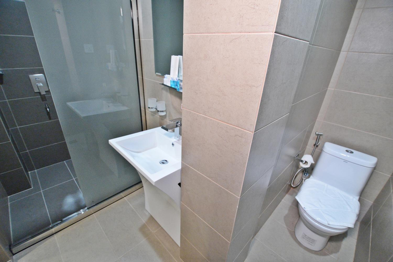 Bathroom 5