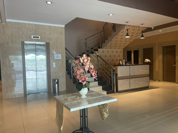 Exterior & Views 2, Arabia Style Hotel Wahid Hasyim, Medan