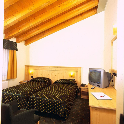 Bedroom 10