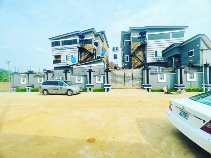 Exterior & Views, Kafz Luxury Apartment, AwkaSout