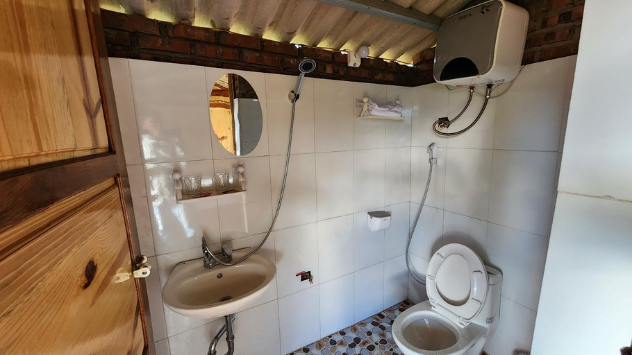 Bathroom, See bungalow mu cang chai, Mù Căng Trai