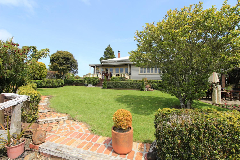 Others 4, Waipoua Lodge, Kaipara