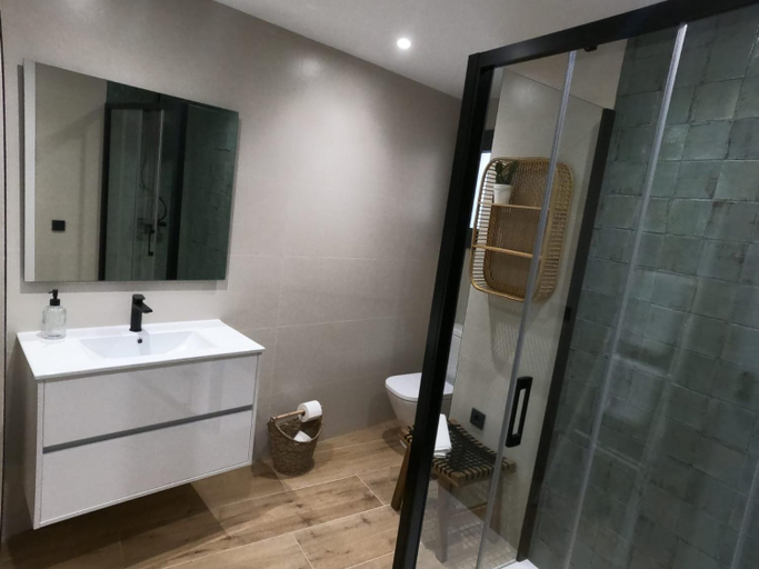 Bathroom 2, Hostal Sa Malica, Girona