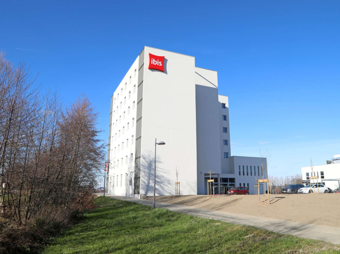 Exterior & Views 2, Ibis Bourgoin Jallieu Medipole, Isère