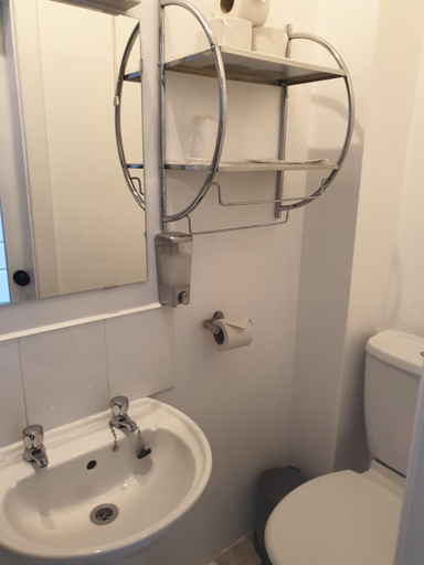 Bathroom, Langroyd Hotel, Blackpool