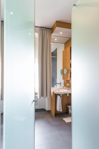 Bathroom 5, Hotel Kloster Holzen, Augsburg