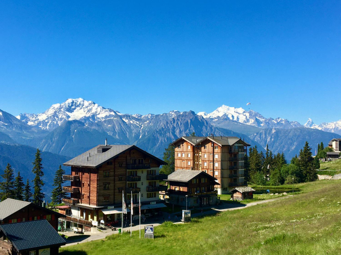 Others 4, Haus Lotus, Riederalp Moosfluhbahn, Raron