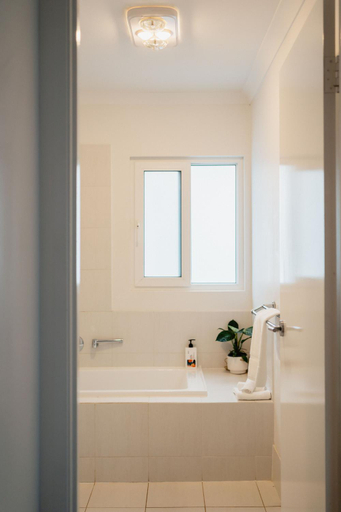 Bathroom 11