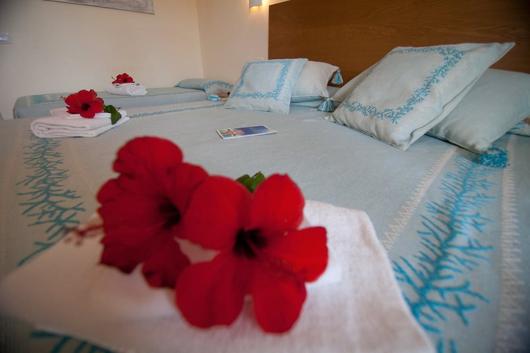 Bedroom 3, Club Esse Roccaruja, Sassari