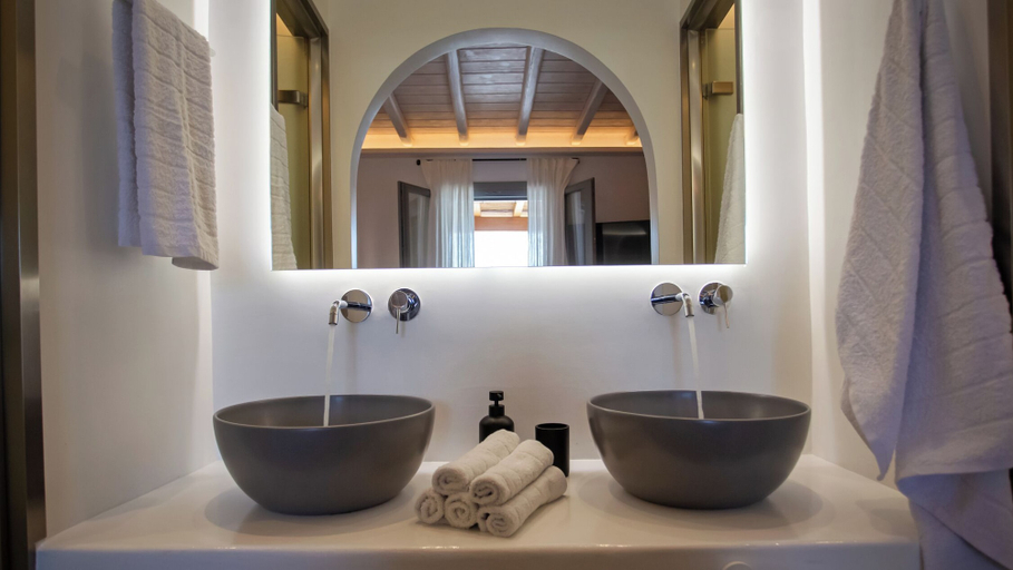 Bathroom 3, Mykonian Luxury Villa Filyra with Pool, South Aegean
