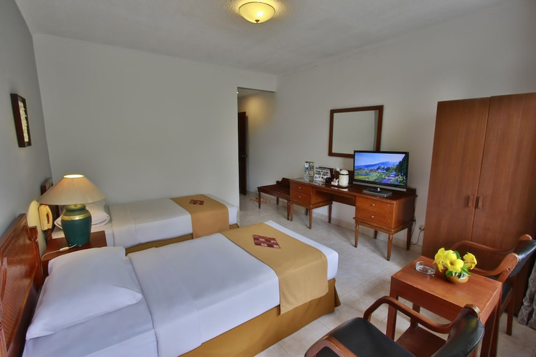 Bedroom 2, The Jayakarta Inn & Villas Cisarua, Bogor