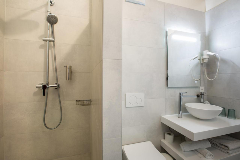 Bathroom 5