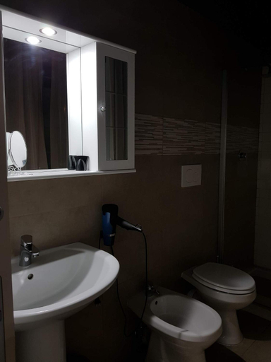 Others 5, B&B Villa Rivabella, Bologna