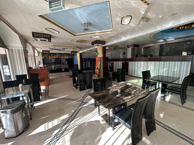 Food & Drinks 5, Safari Hotel, Nizwa