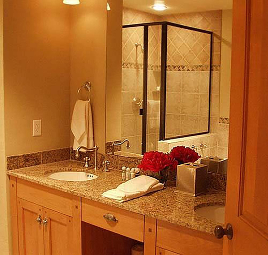 Bathroom, Raintree`s The Miners Club Park City, Summit