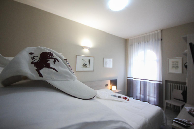 Bedroom 16