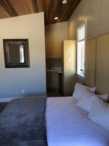 Bedroom 2, Stone Canyon Inn, Garfield