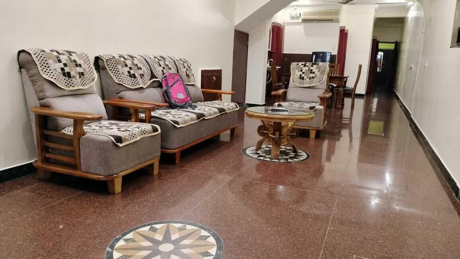 Others 5, Gokulam Villa, Puducherry