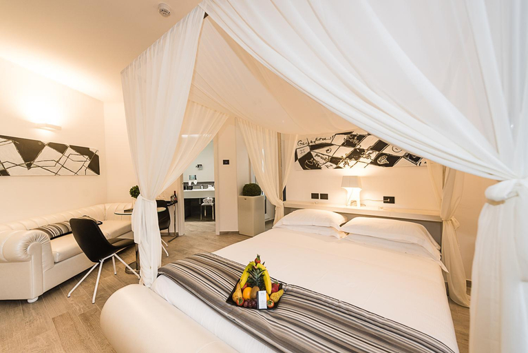 Bedroom 16
