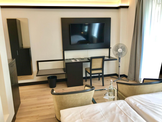 Bedroom 10