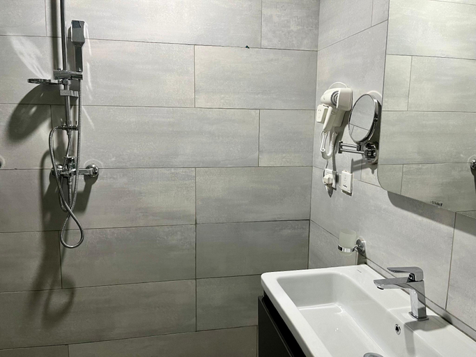 Bathroom 3, Shitaye Suite Hotel , Addis Abeba