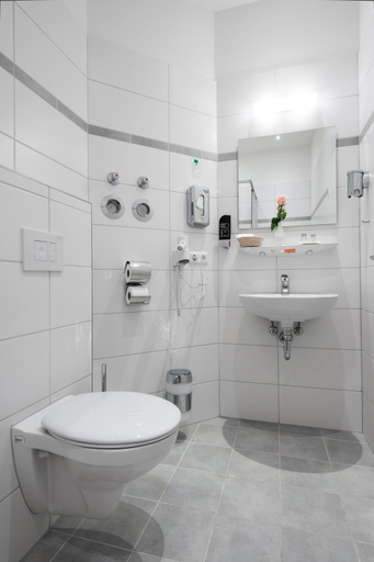 Bathroom 4, Upper Room Hotel, Berlin