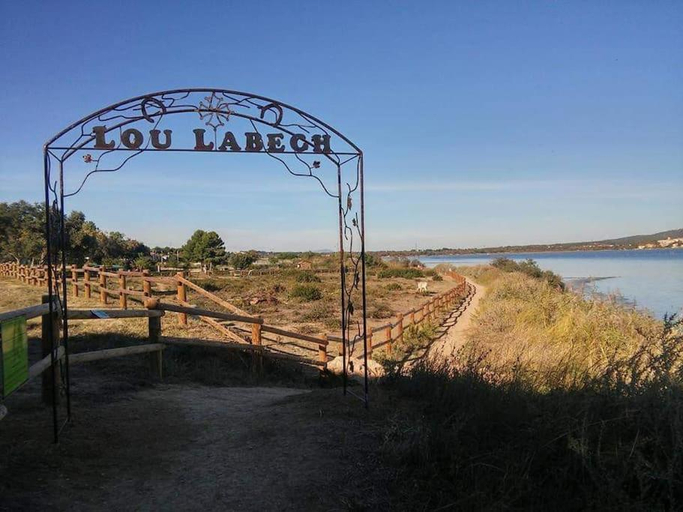 Nearby attraction, La Bastide en front d'etang de Thau, Hérault