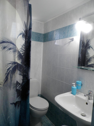 Bathroom 3, Silvi Mari Apartments, Crete