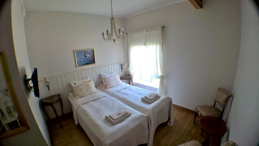 Bedroom 2, Vaaksyn Apteekinmajoitus, Päijänne Tavastia