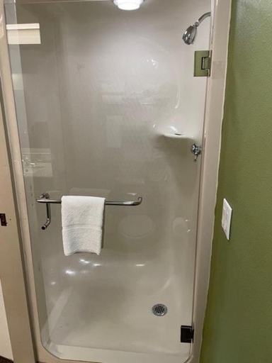 Bathroom 4, Sleep Inn Woodbridge - Potomac Mills, Prince William
