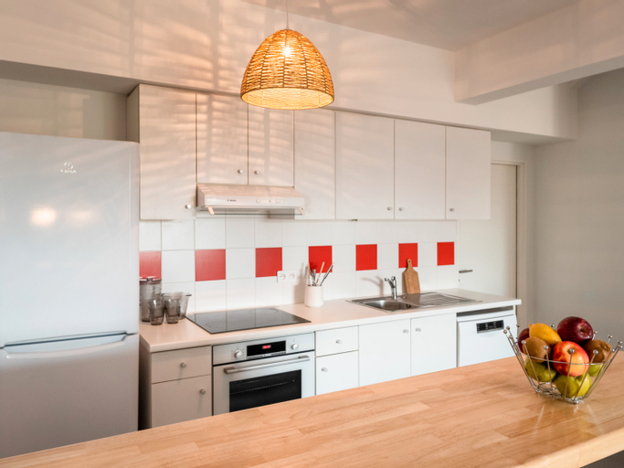Ibis Styles Albi Centre Le Theatro - Tap to explore photos