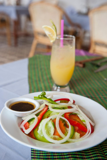 Food & Drinks