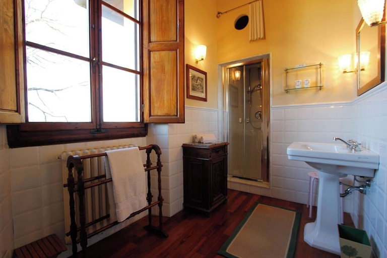 Bathroom 3, Villa Poggio Al Vento, Florence