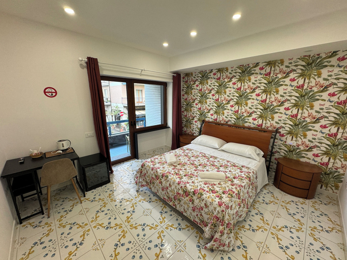 Bedroom 4, Angela House Sorrento Center, Napoli