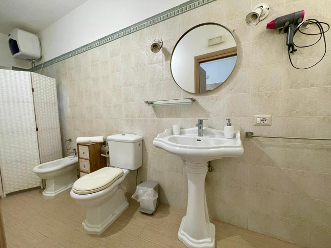 4, Il Reginale Deluxe, Syracuse