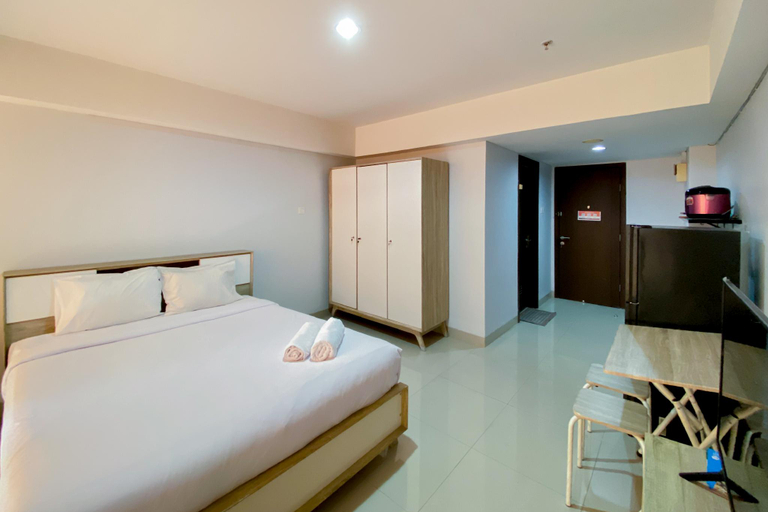 Cozy Stay Studio Apt at H Residence By Travelio, East Jakarta