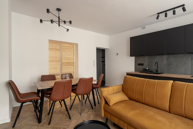 Others 5, RentPlanet - Apartamenty Stare Miasto, Środa Śląska
