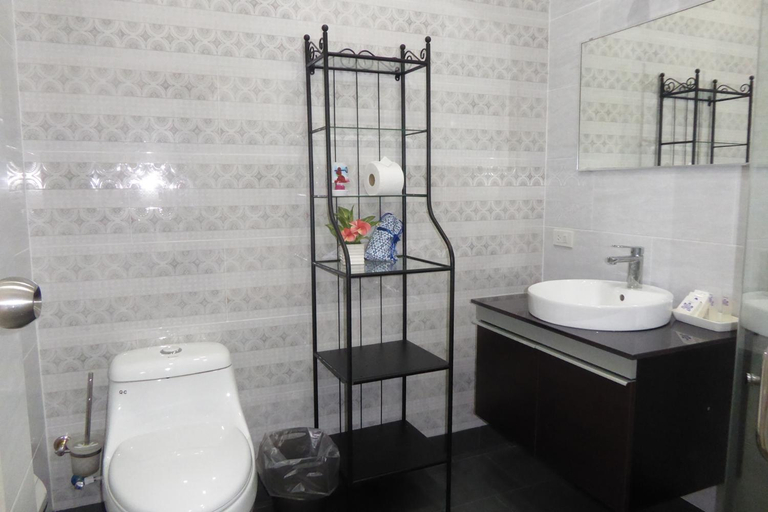 Bathroom 4, Tropicana Beach Villa at Vip Chain Resort, Muang Rayong