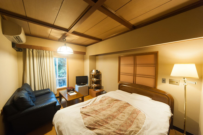 Bedroom 16