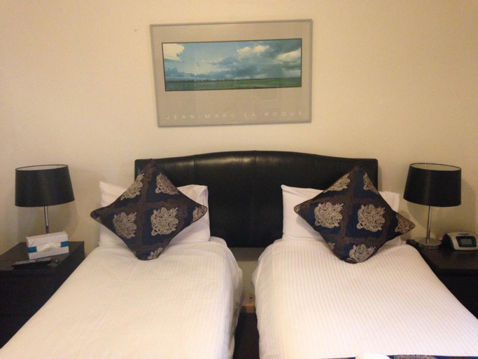Bedroom 8