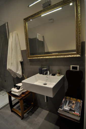 Bathroom 3, Casa Colleoni, Venezia