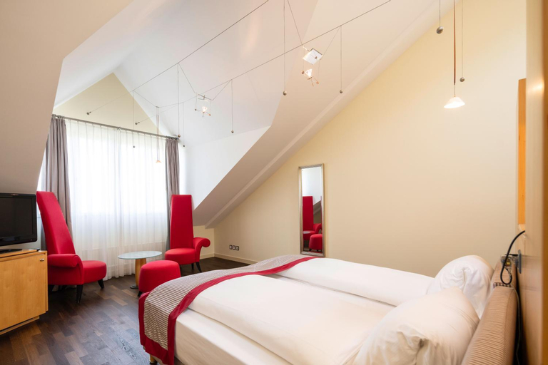 Bedroom 10